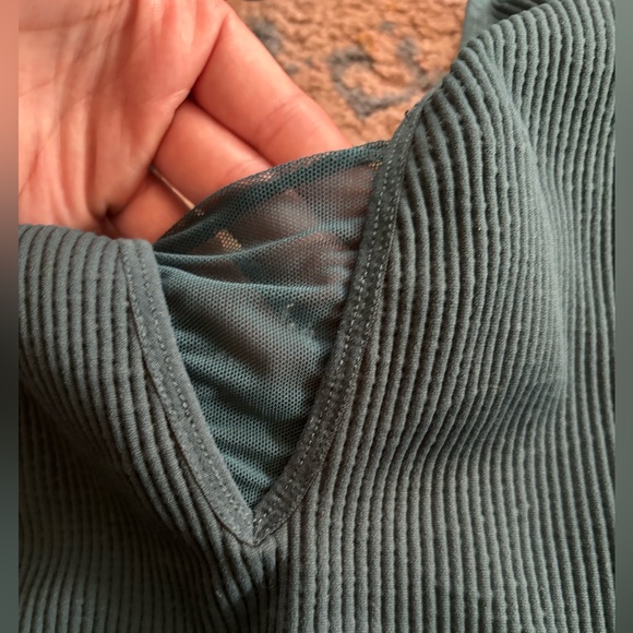 Free People Intimately Ribbed Tank Size M/L - Picture 3 of 6